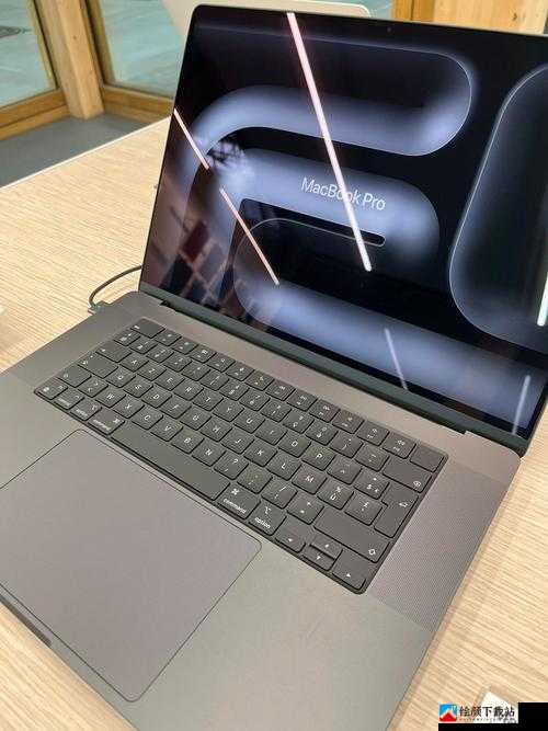 性系 MACBOOKPRO 高清：打造极致视觉体验